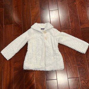 Girls cream Patagonia jacket
